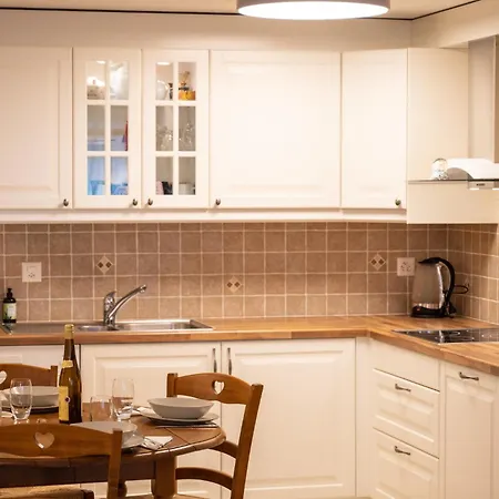 Snowflake-ski In & Out Next To Matterhorn Express *